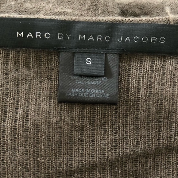 Marc by Marc Jacobs 100% Cashmere Taupe Sweater - Picture 5 of 5